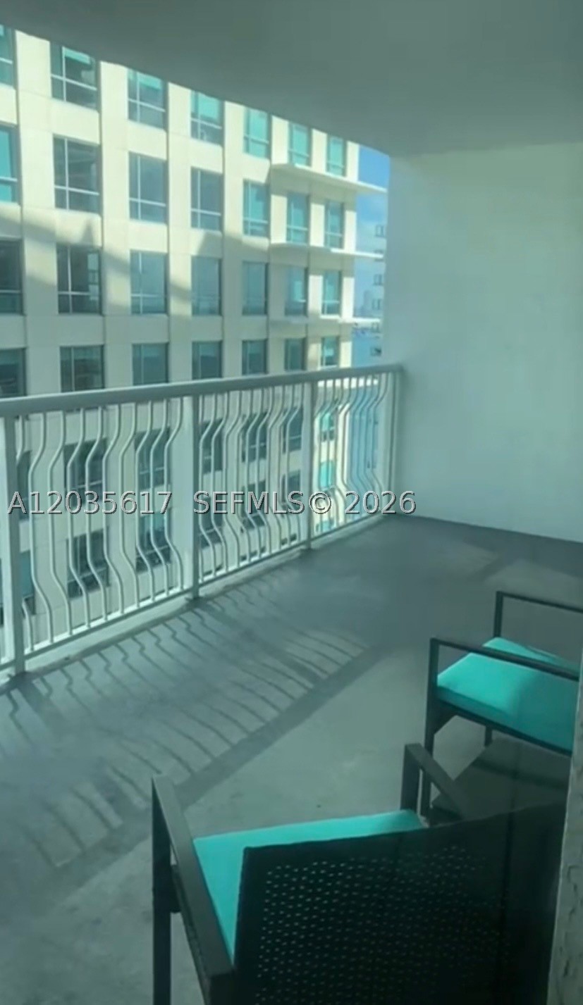 THE CLUB AT BRICKELL BAY - Residential
