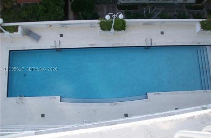 THE CLUB AT BRICKELL BAY - Residential