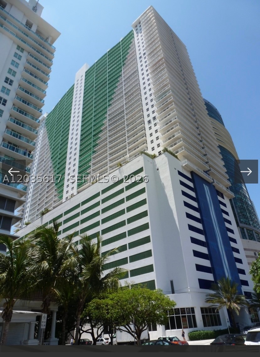 THE CLUB AT BRICKELL BAY - Residential