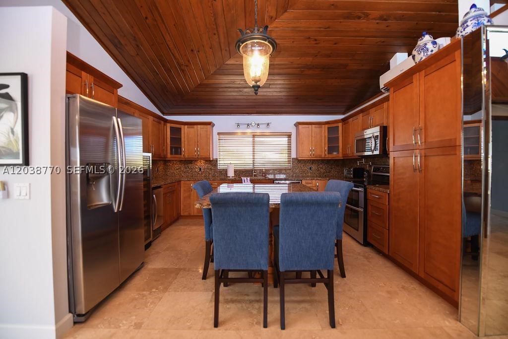 KEY LARGO OCEAN SHORES AD - Residential Lease