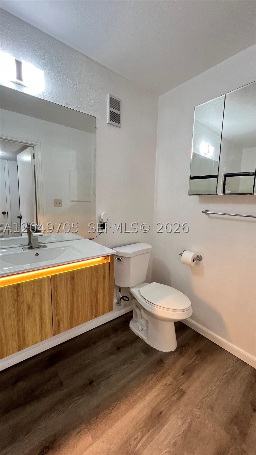 SAILBOAT POINTE CONDO - Residential