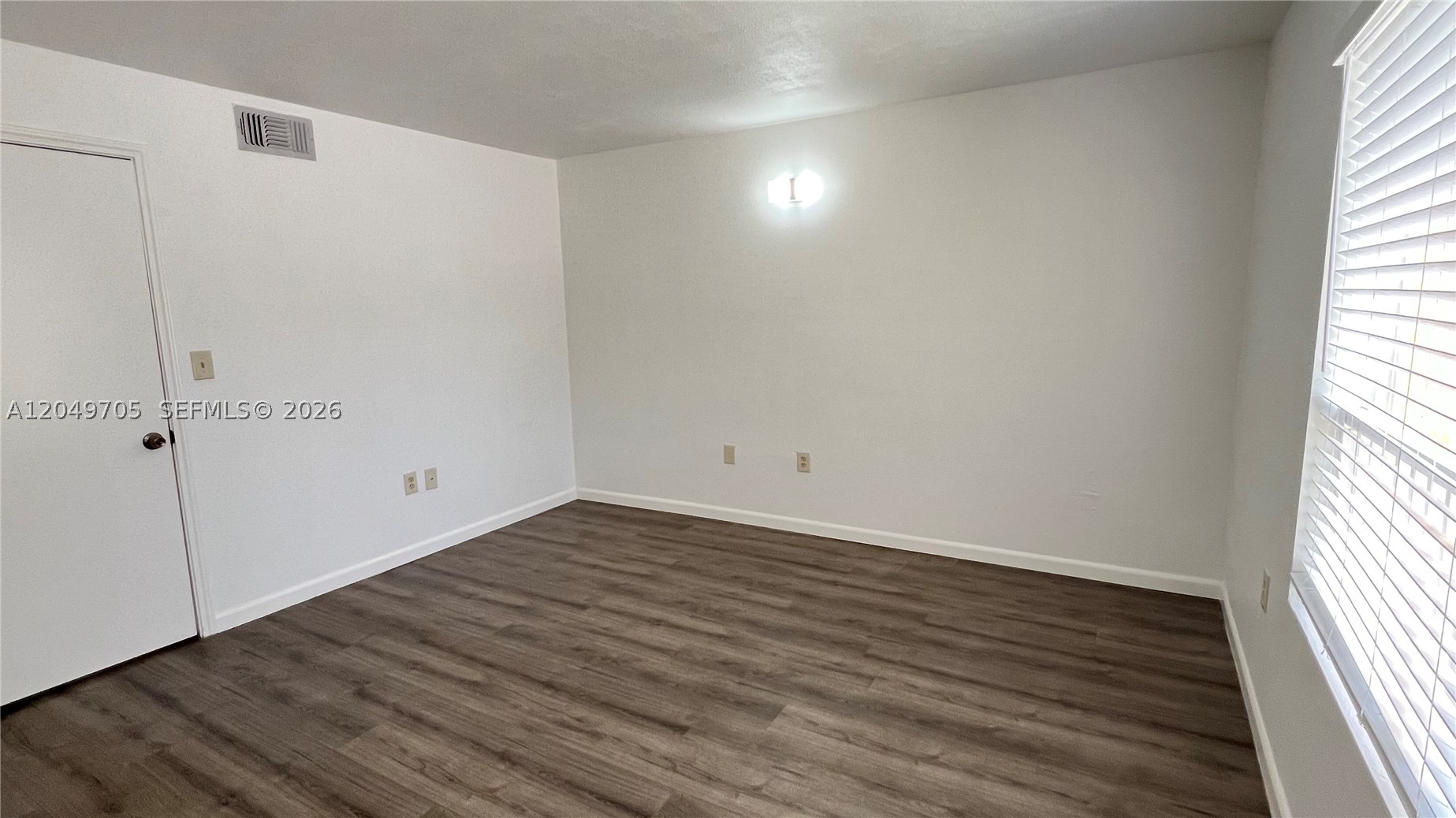 SAILBOAT POINTE CONDO - Residential