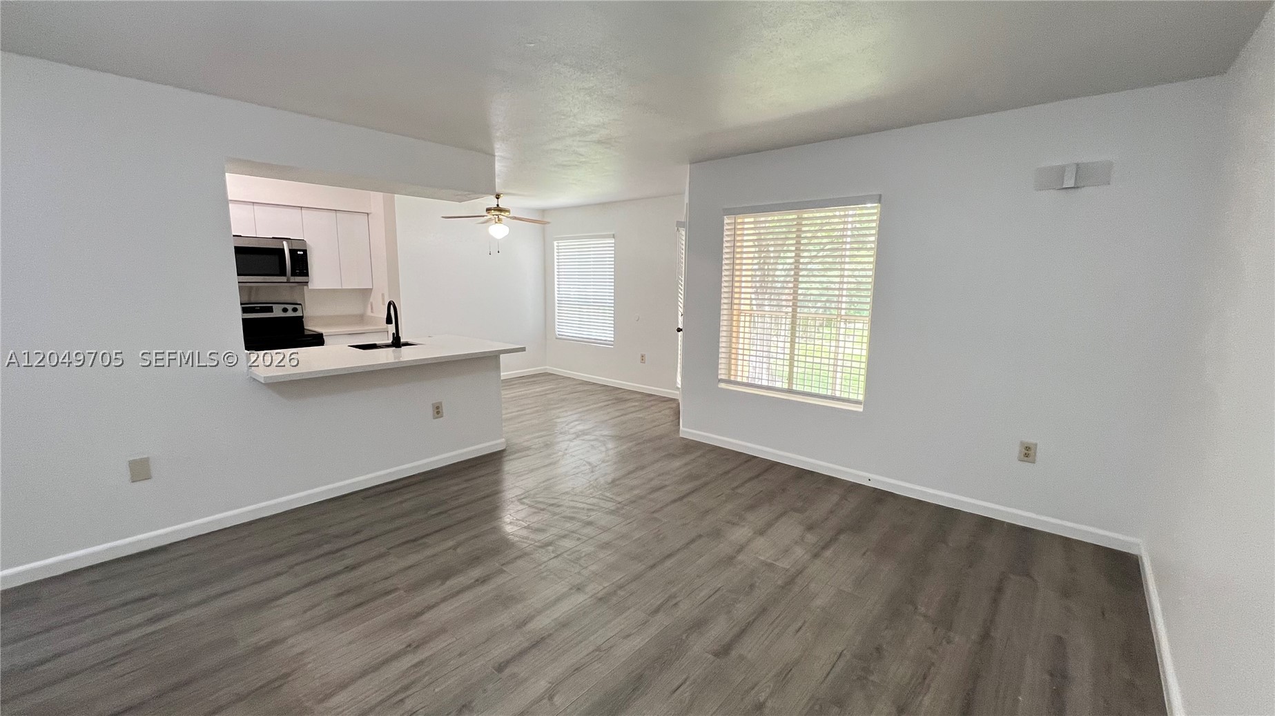 SAILBOAT POINTE CONDO - Residential