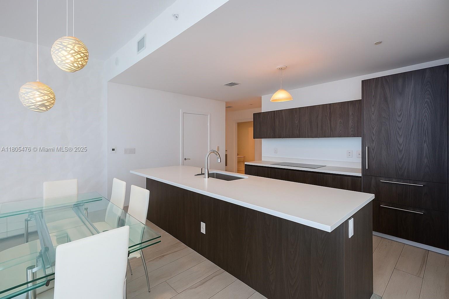 GRAN PARAISO CONDO - Residential