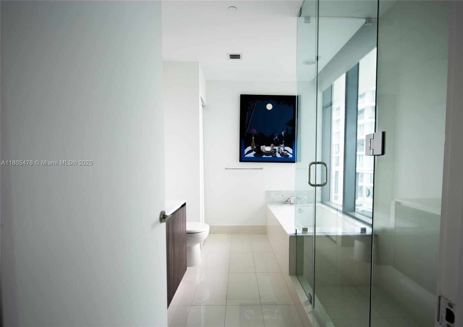 GRAN PARAISO CONDO - Residential