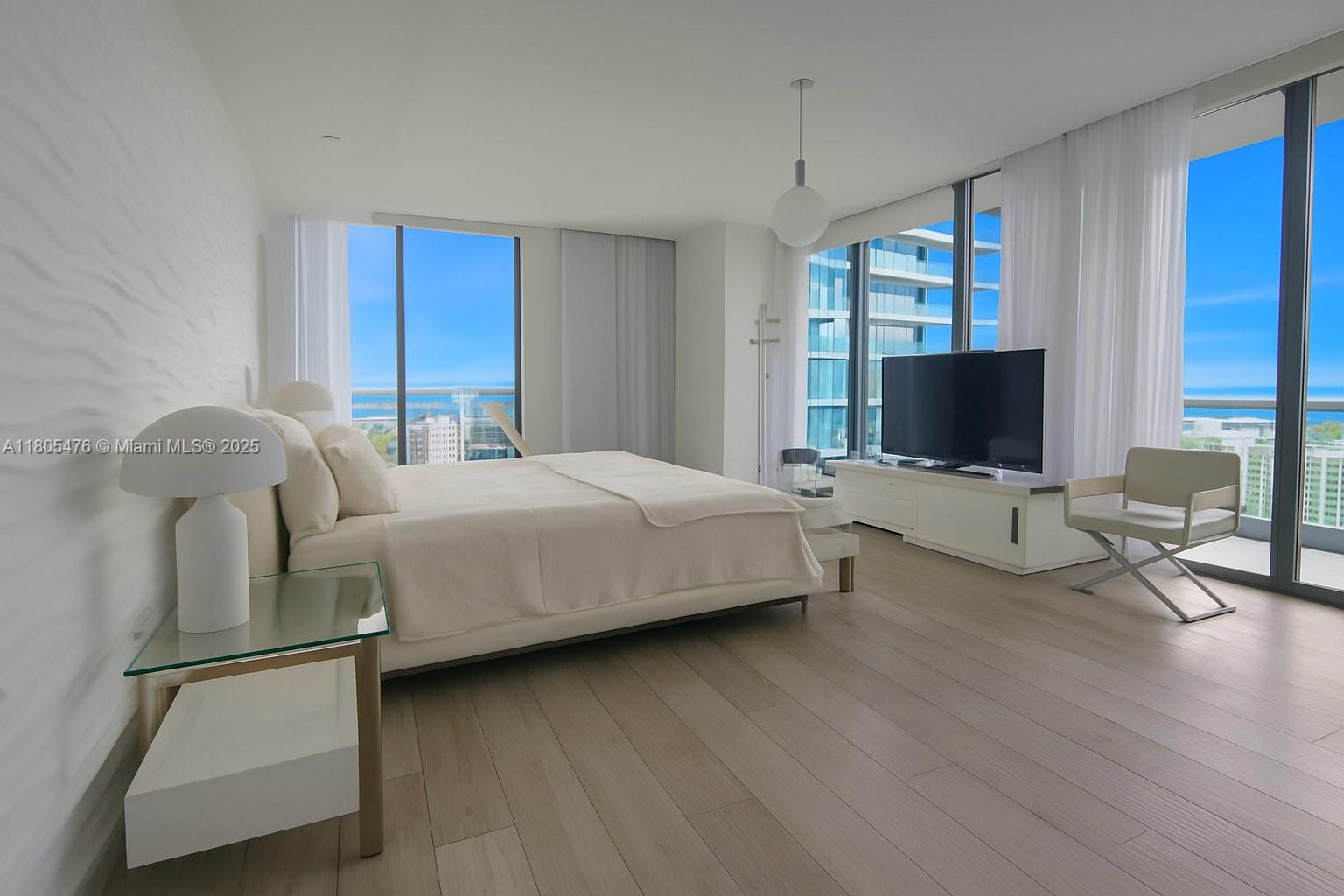 GRAN PARAISO CONDO - Residential