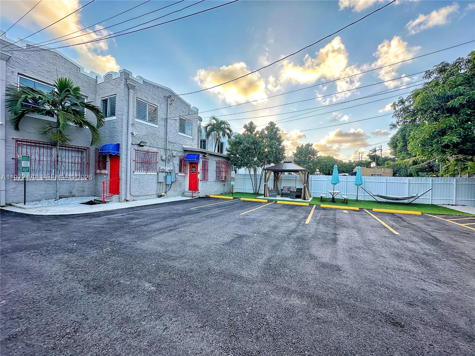 WESTMOOR - Residential Lease