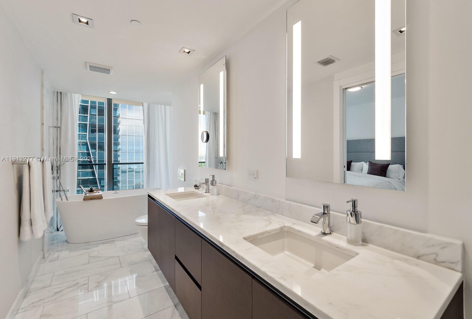 ECHO BRICKELL CONDO - Residential