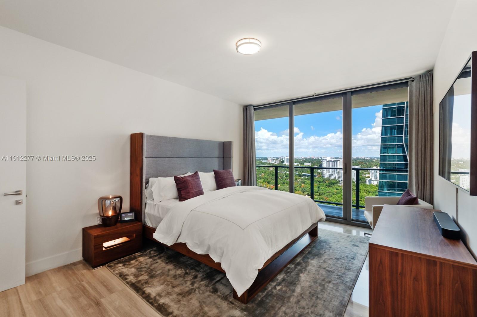 ECHO BRICKELL CONDO - Residential