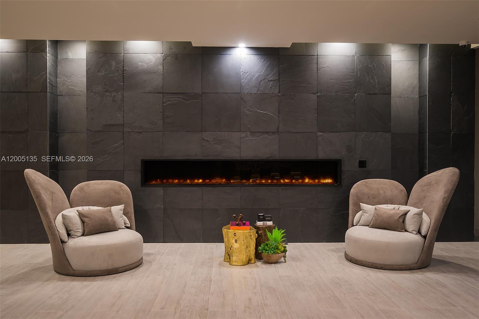 ARIA ON THE BAY CONDO - Residential