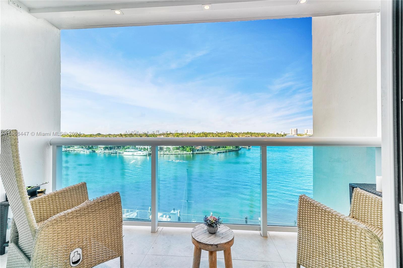 AQUASOL CONDO - Residential
