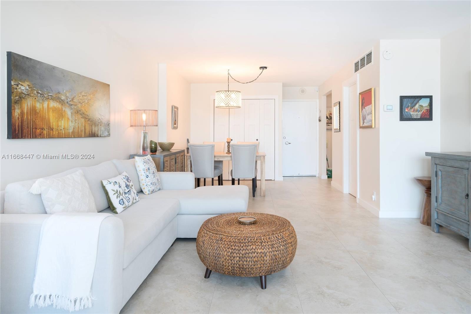 AQUASOL CONDO - Residential