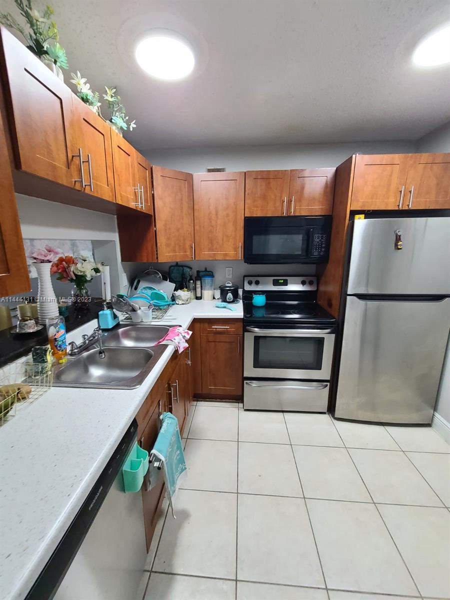 MONTECARLO CONDO - Residential