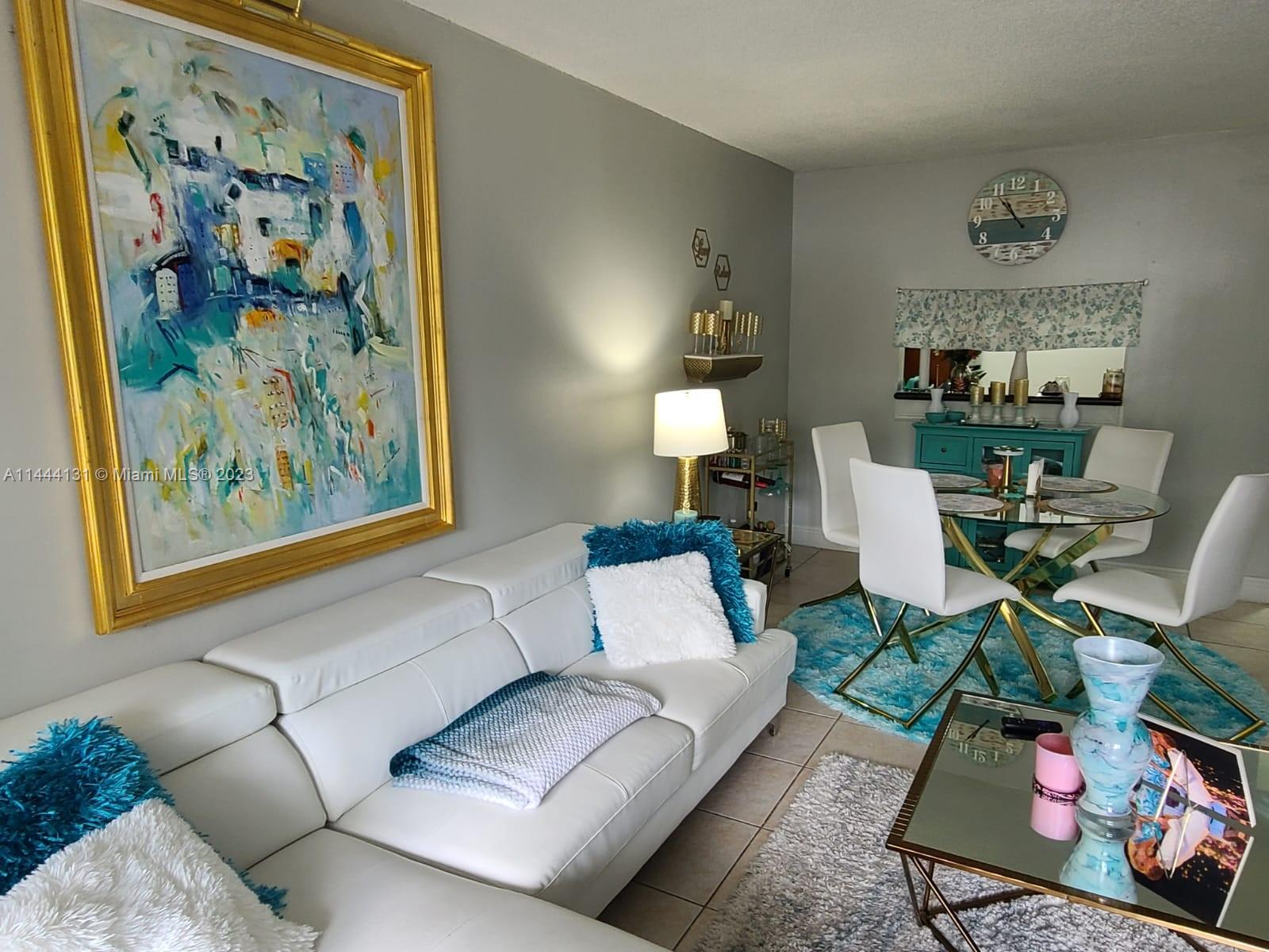 MONTECARLO CONDO - Residential