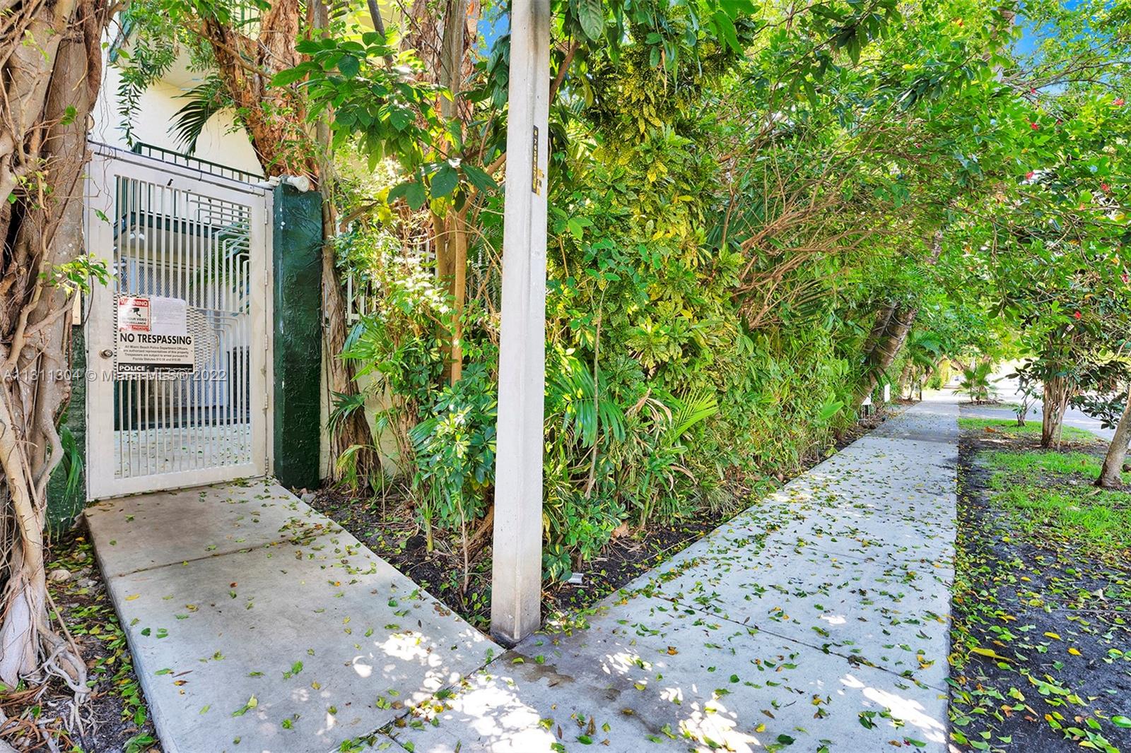 PALM VIEW SUB - Residential Lease