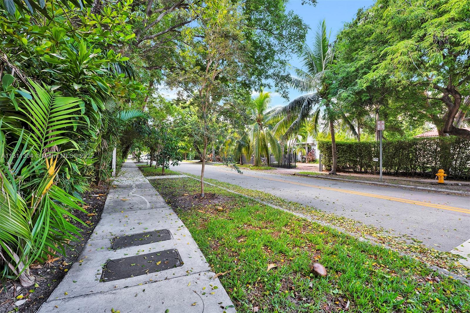 PALM VIEW SUB - Residential Lease