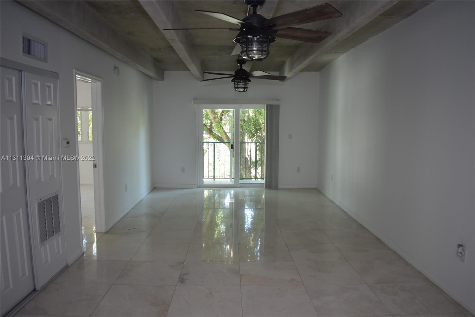 PALM VIEW SUB - Residential Lease