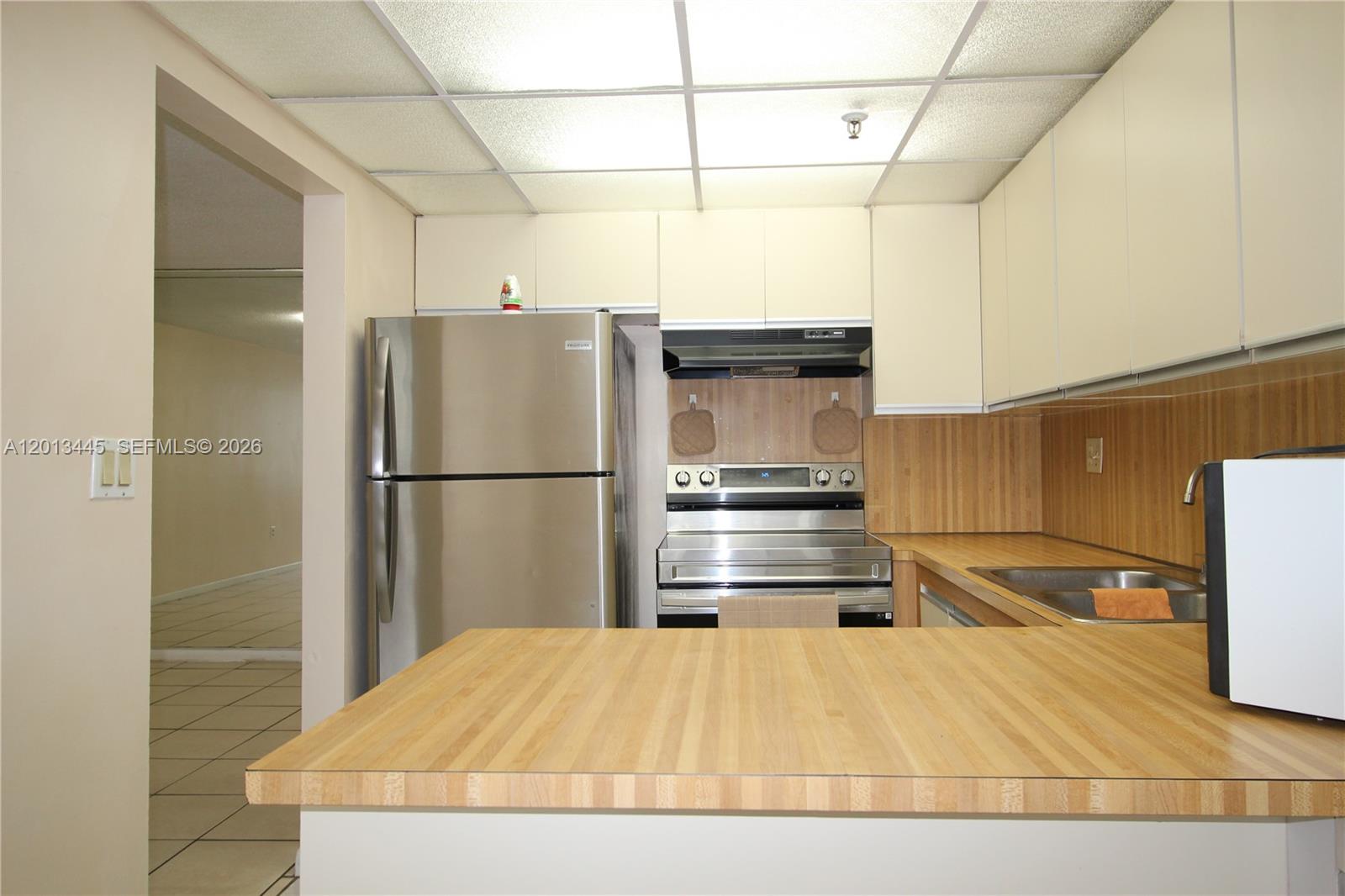 GREYNOLDS PARK CLUB CONDO - Residential