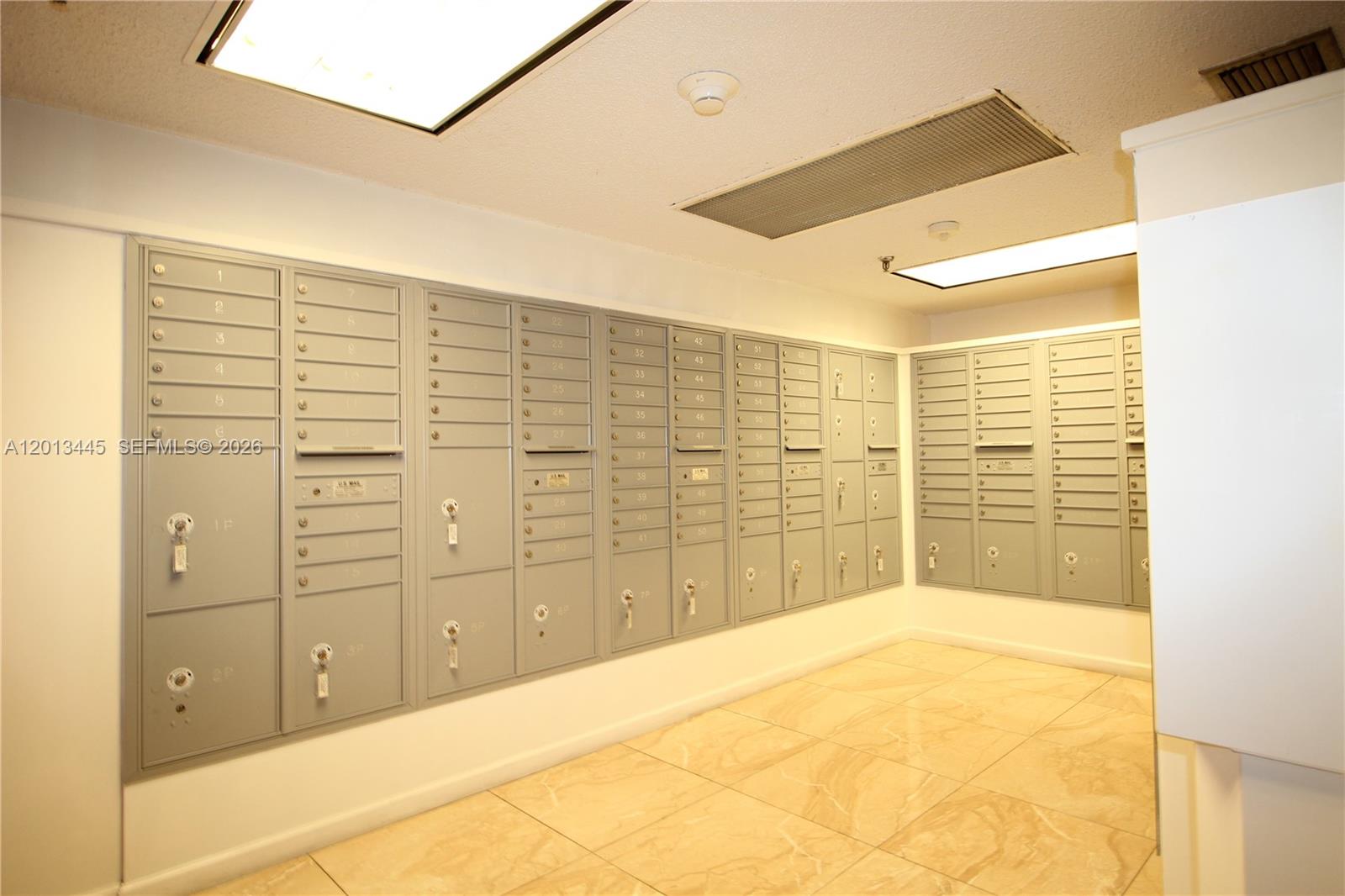 GREYNOLDS PARK CLUB CONDO - Residential