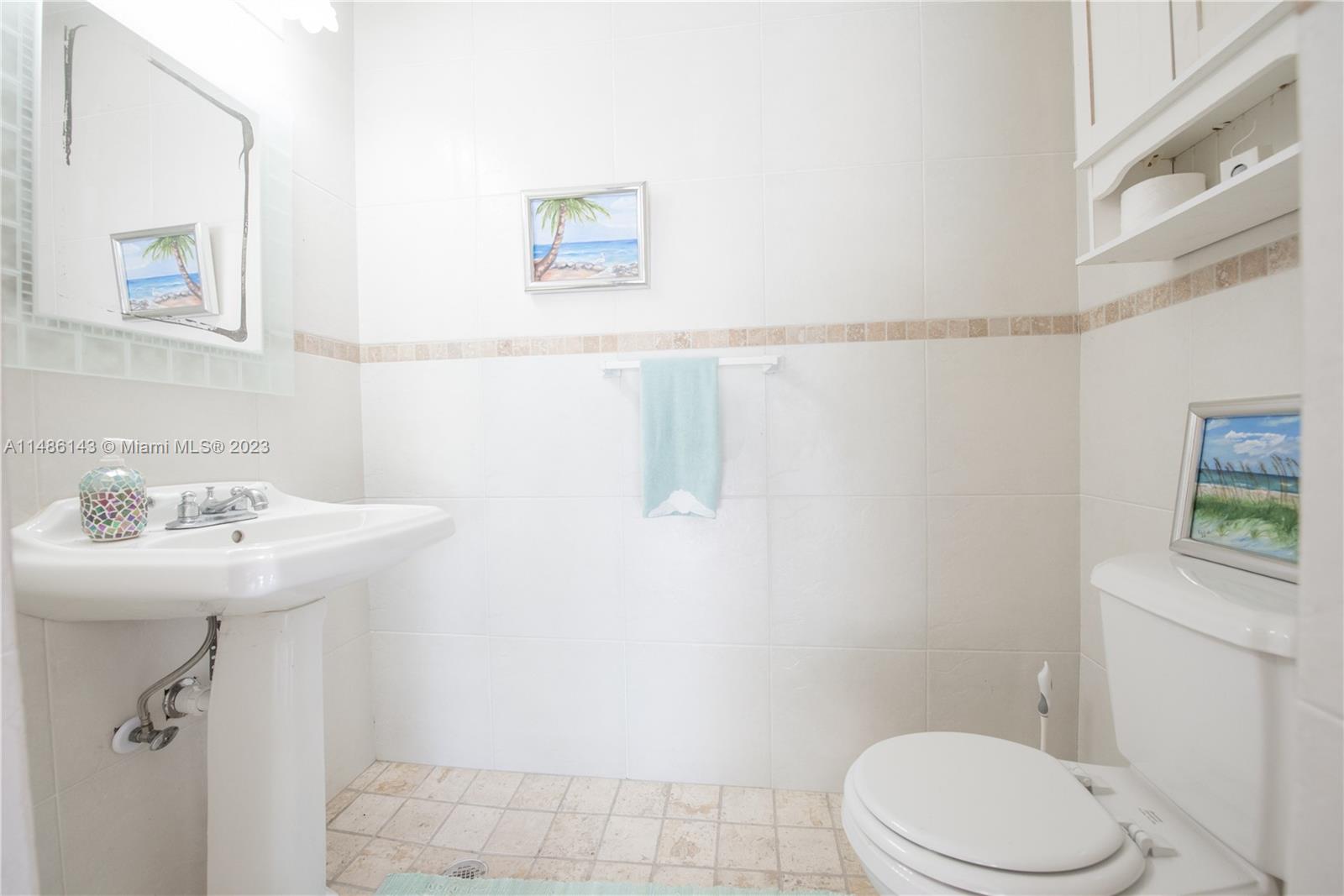 CORAL GABLES RIVIERA SEC - Residential