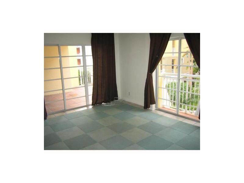 THE COURTS AT SOUTH BEACH - Residential Lease