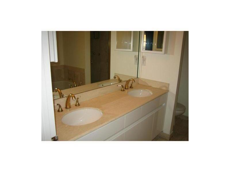 THE COURTS AT SOUTH BEACH - Residential Lease
