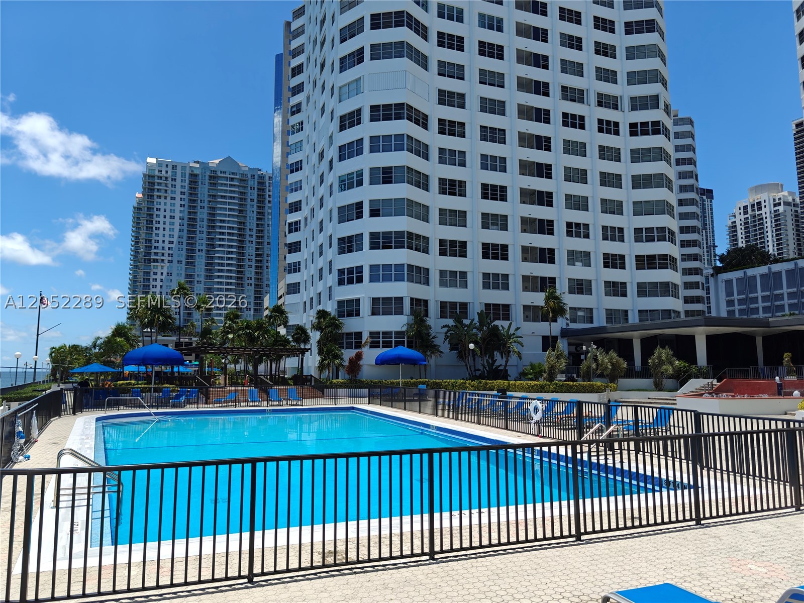 FOUR AMBASSADORS CONDO - Residential