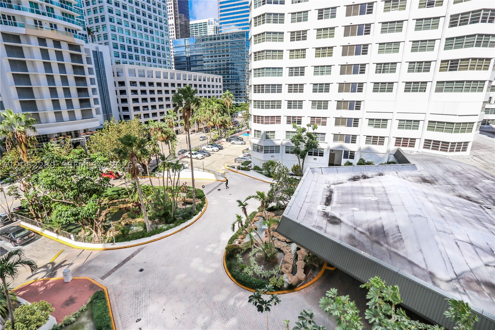 FOUR AMBASSADORS CONDO - Residential