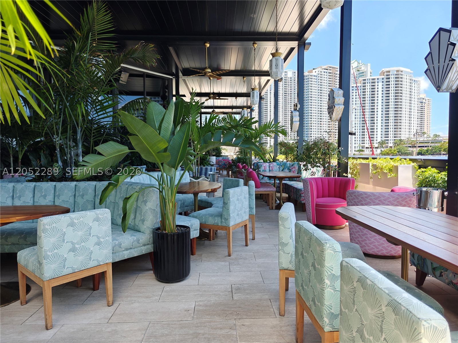 FOUR AMBASSADORS CONDO - Residential