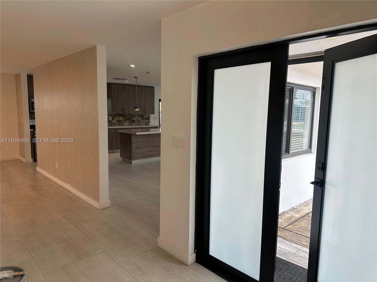 SOUTHERN ESTATES 10TH ADD - Residential Lease