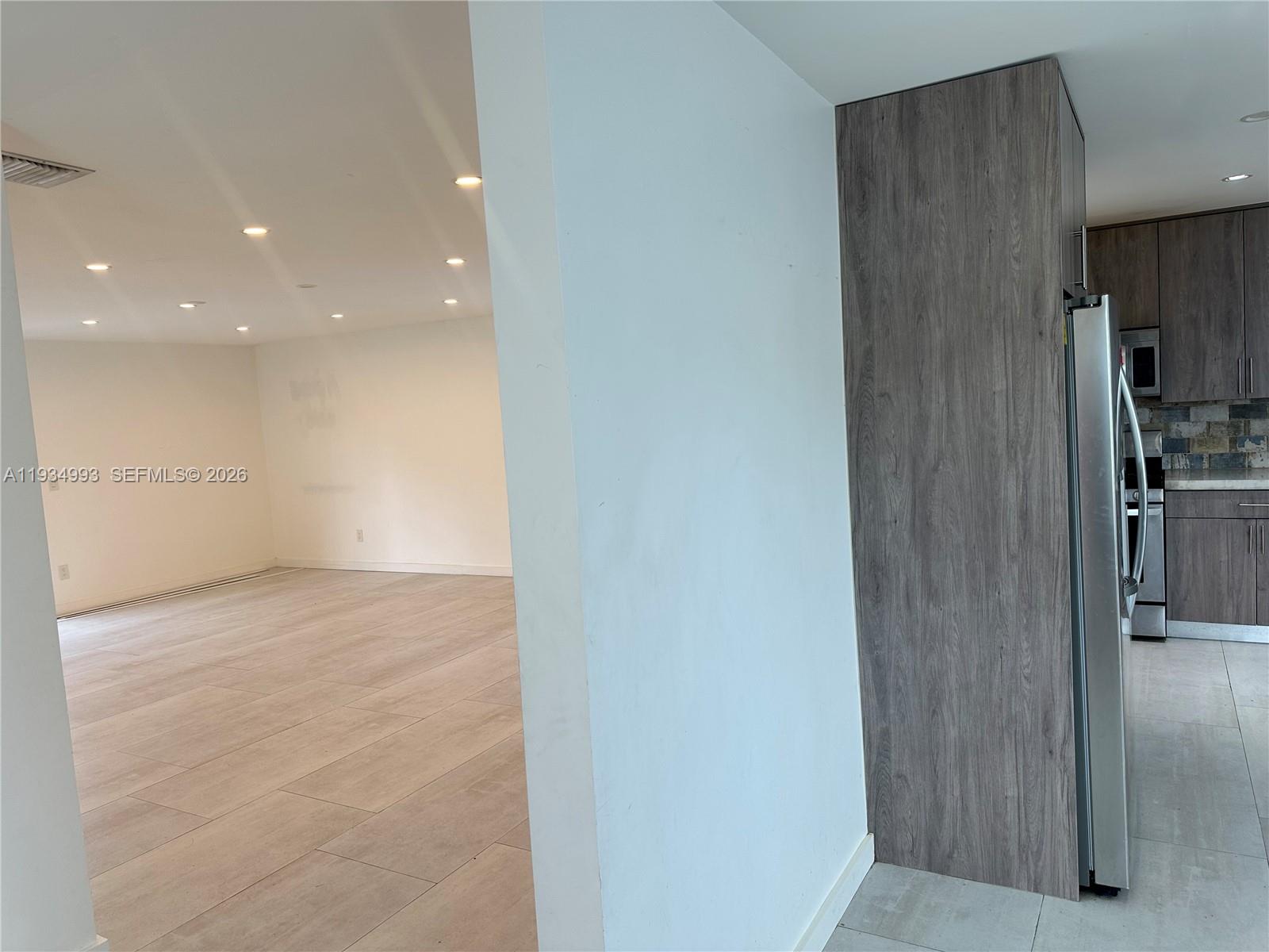 SOUTHERN ESTATES 10TH ADD - Residential Lease