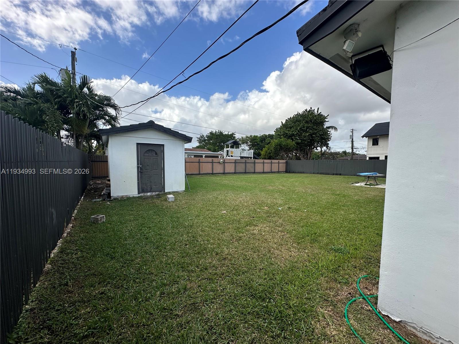 SOUTHERN ESTATES 10TH ADD - Residential Lease