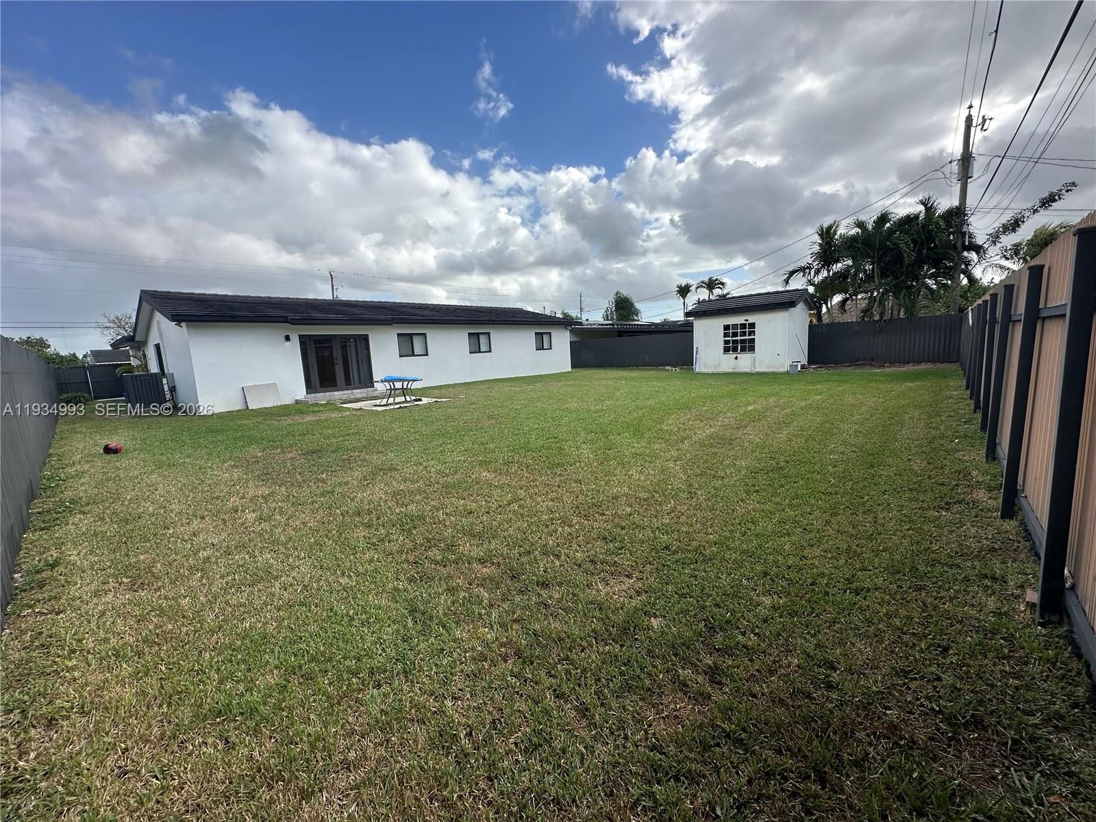 SOUTHERN ESTATES 10TH ADD - Residential Lease