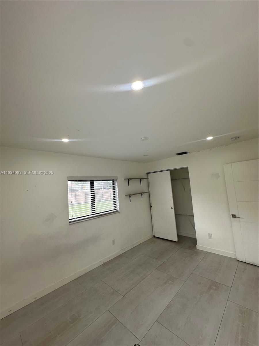 SOUTHERN ESTATES 10TH ADD - Residential Lease