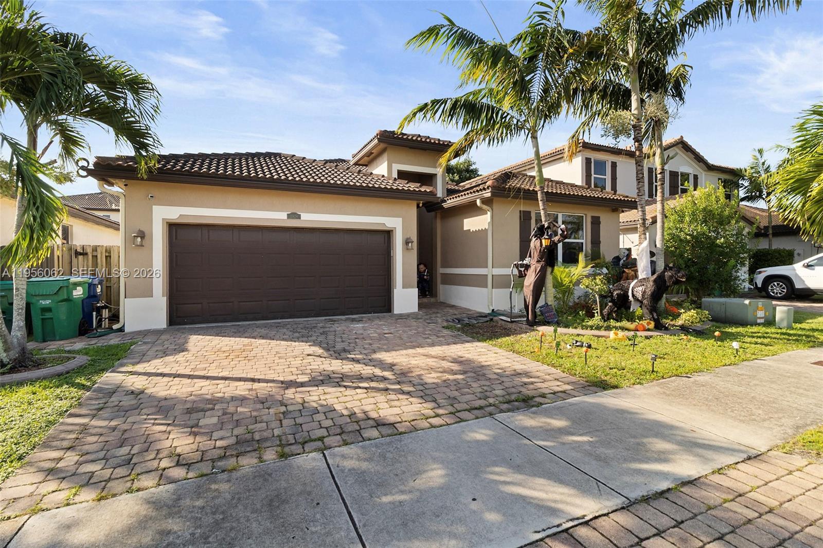 Beautiful 4-bedroom, 2-bathroom home with 1,877 sq ft in the sought-after Hemingway Point neighborhood. It features a spacious kitchen with wood cabinetry, granite countertops, and stainless steel appliances, perfect for entertaining. The design seamlessly integrates with a large backyard ideal for gatherings. Enjoy resort-style amenities with the pool just steps away. Conveniently located near the Turnpike, Black Point Marina, shopping, dining, and excellent schools. A true gem in a fantastic neighborhood! All information described above was provided by third parties...For appointments, please contact the realtor.