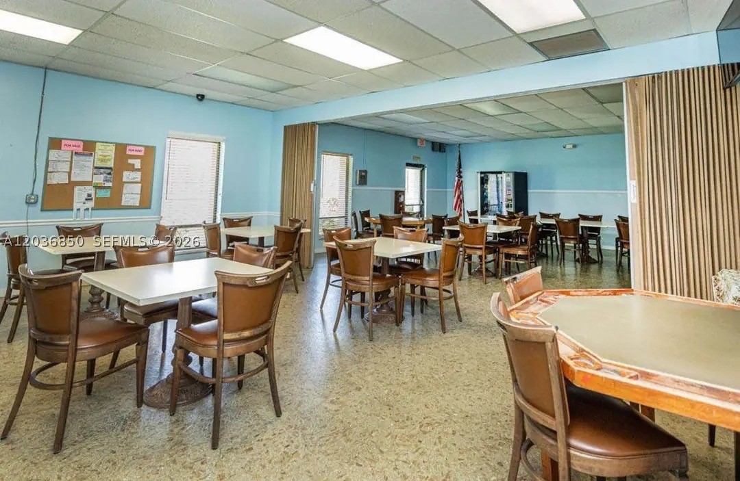 VILLAGE ROYALE GREENWOOD - Residential Lease