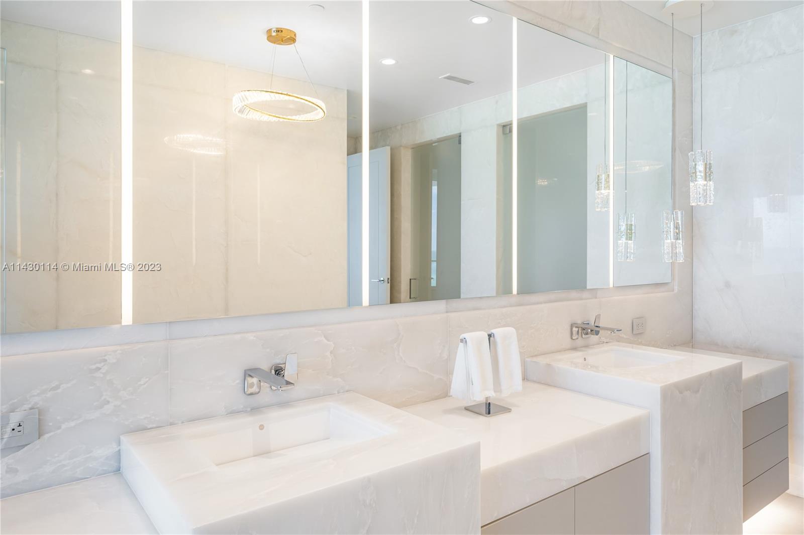 ESTATES AT ACQUALINA - Residential Lease