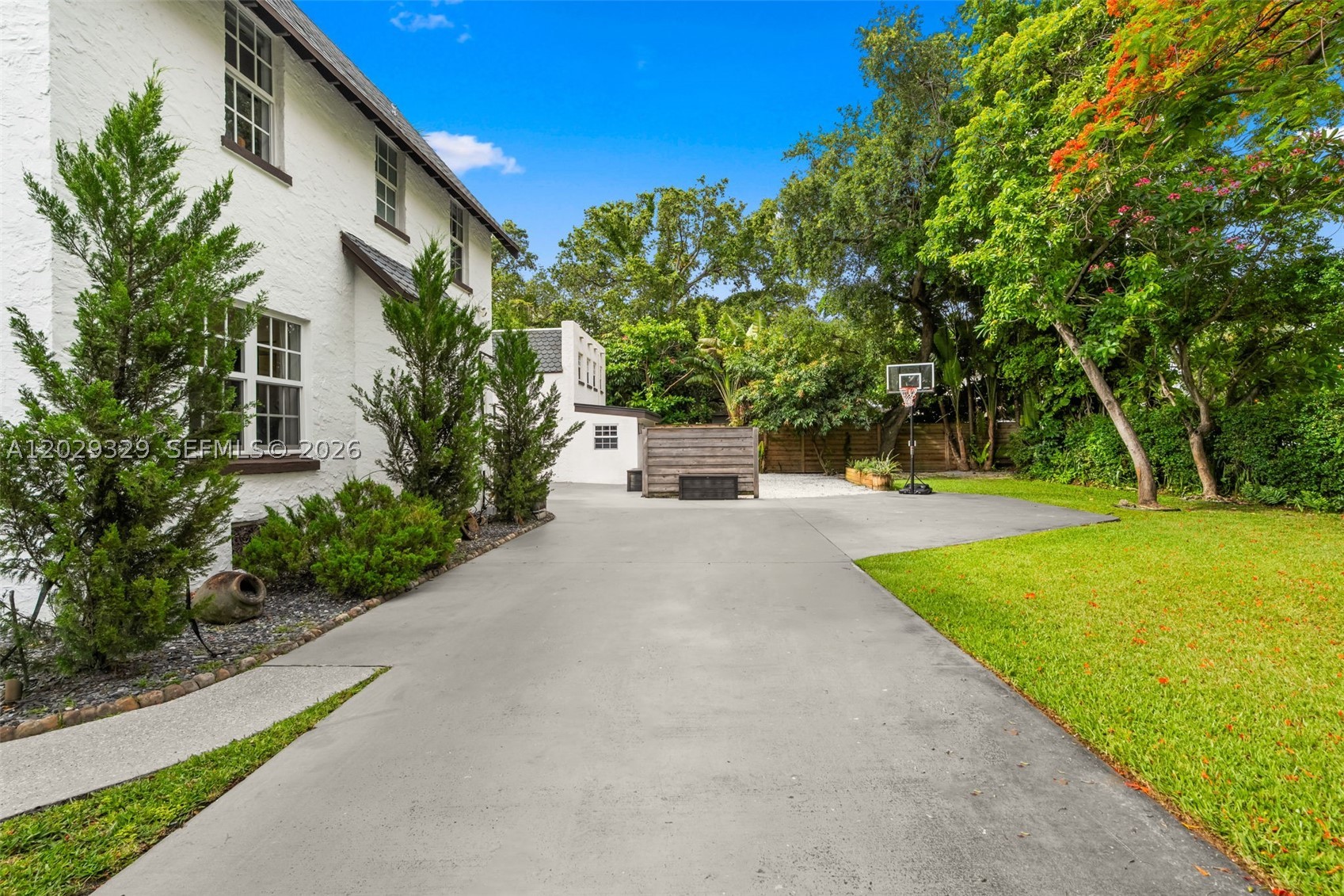 SHORECREST - Residential