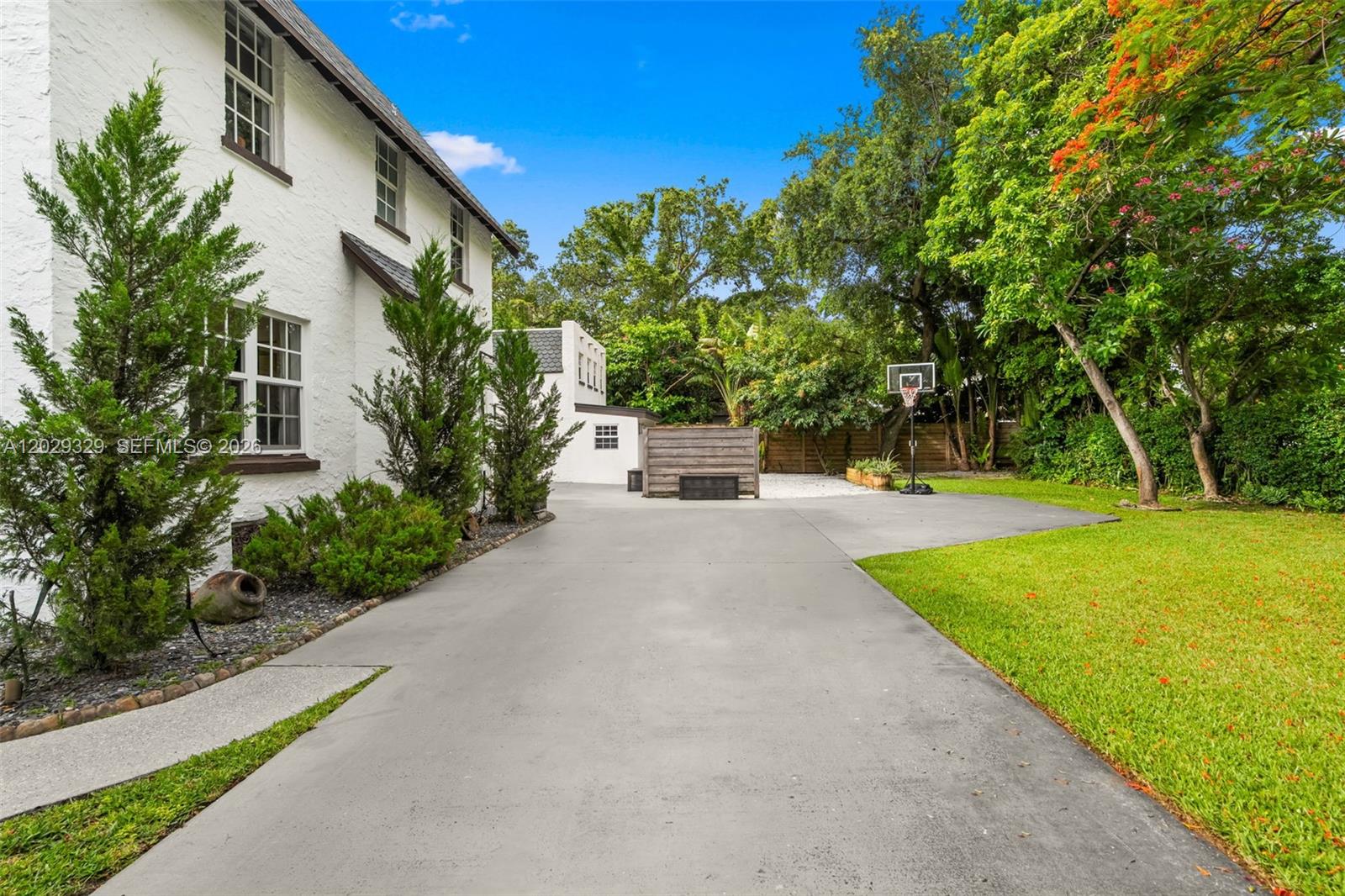 SHORECREST - Residential