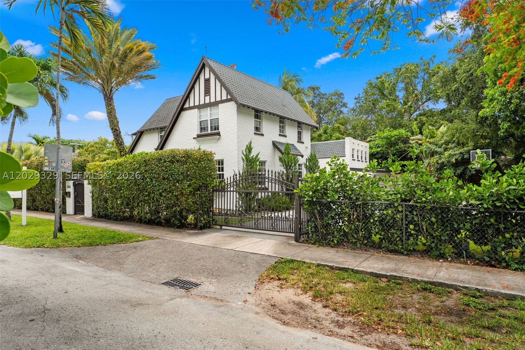 SHORECREST - Residential