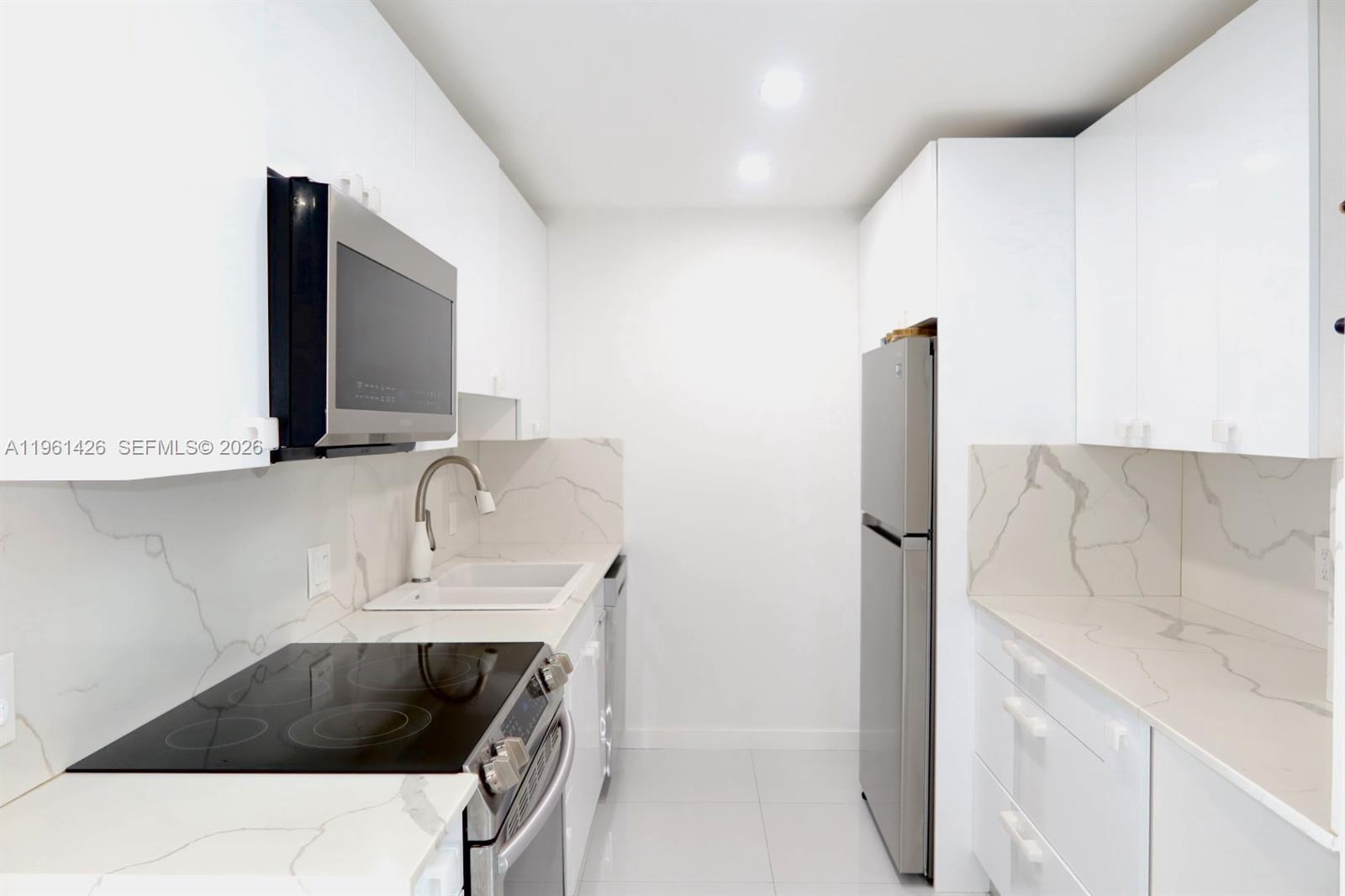 CORONADO CONDO TOWER I - Residential