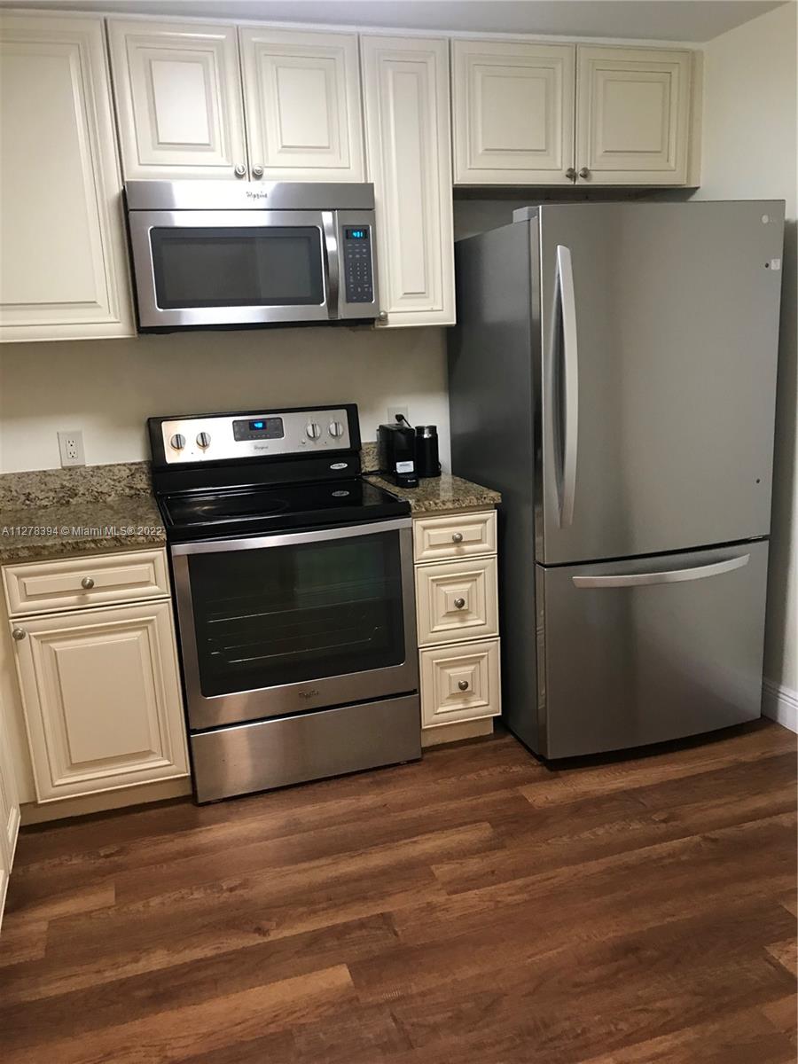 BERMUDA VILLAGE B CONDO - Residential