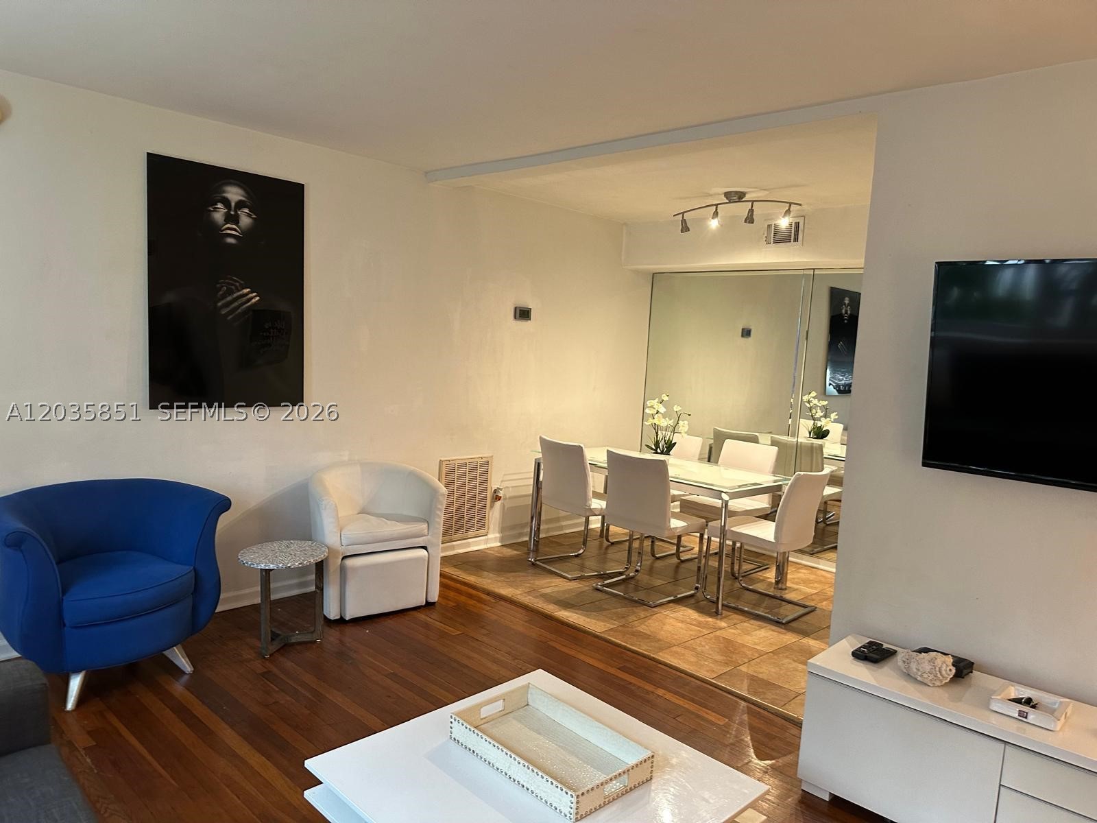 WESTGATE RESIDENCE CONDO - Residential