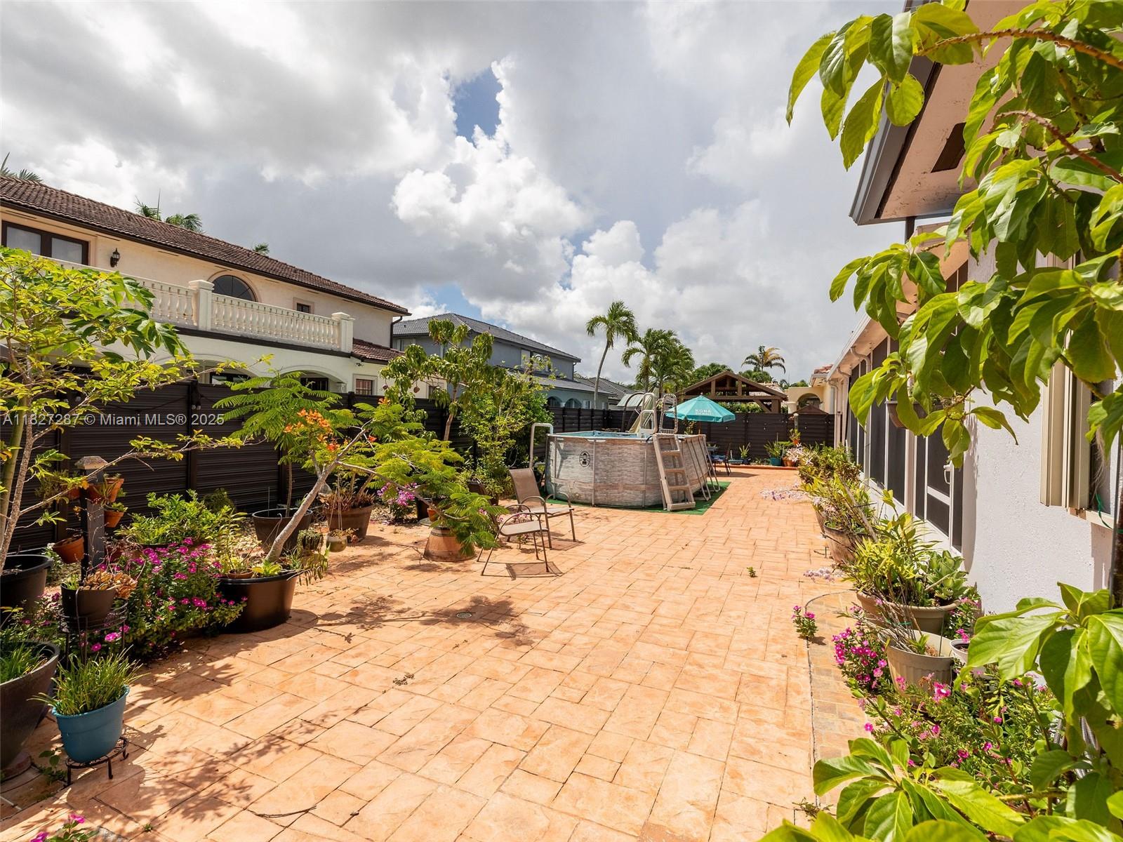 PRIMAVERA - Residential