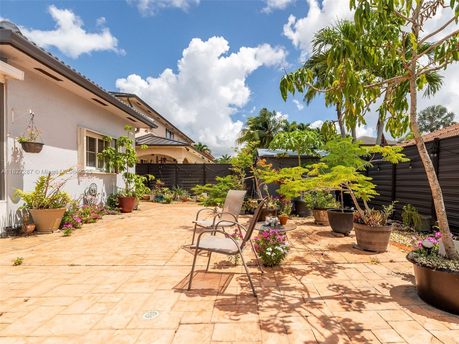 PRIMAVERA - Residential