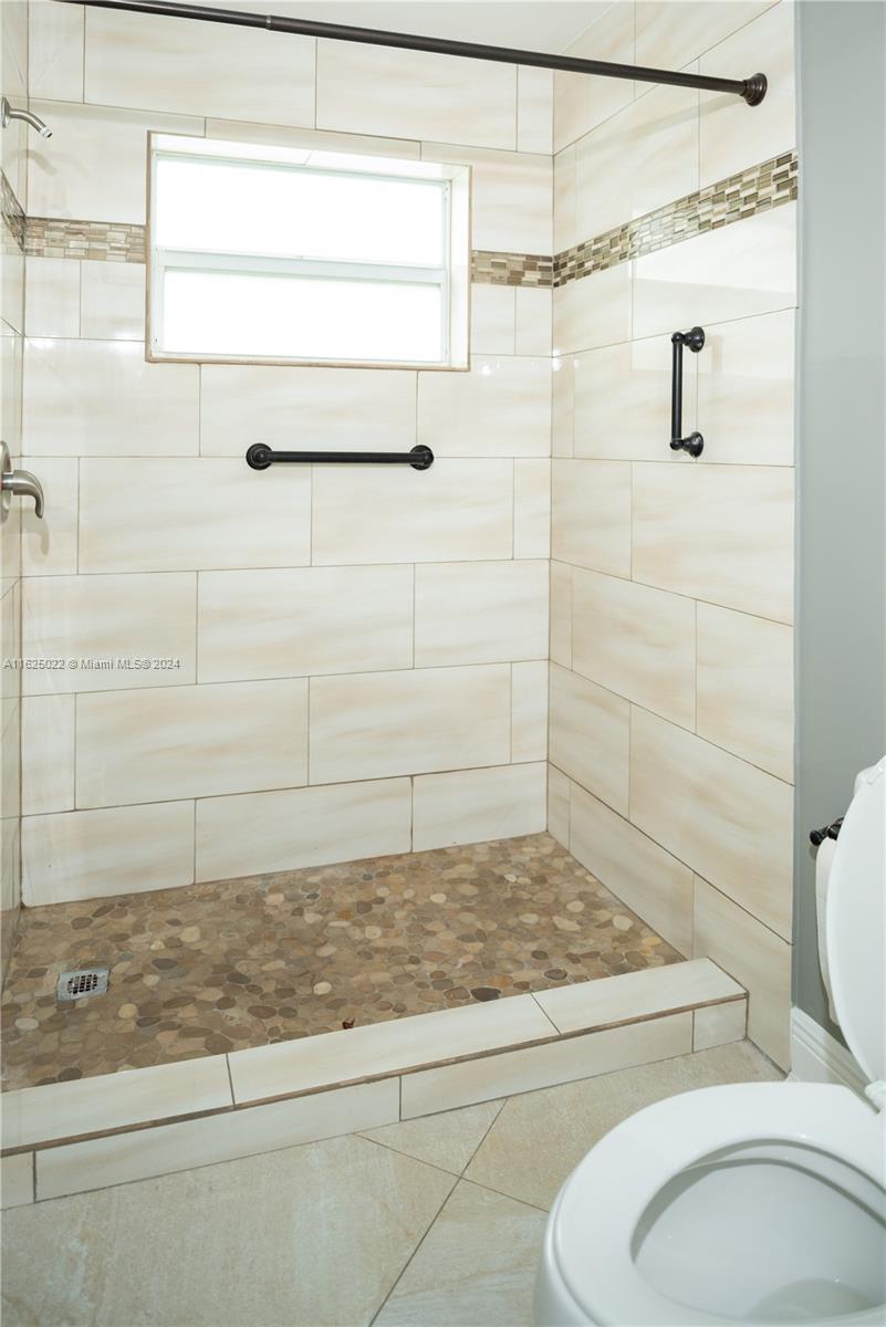 CORAL RIDGE GALT ADD NO 1 - Residential Lease