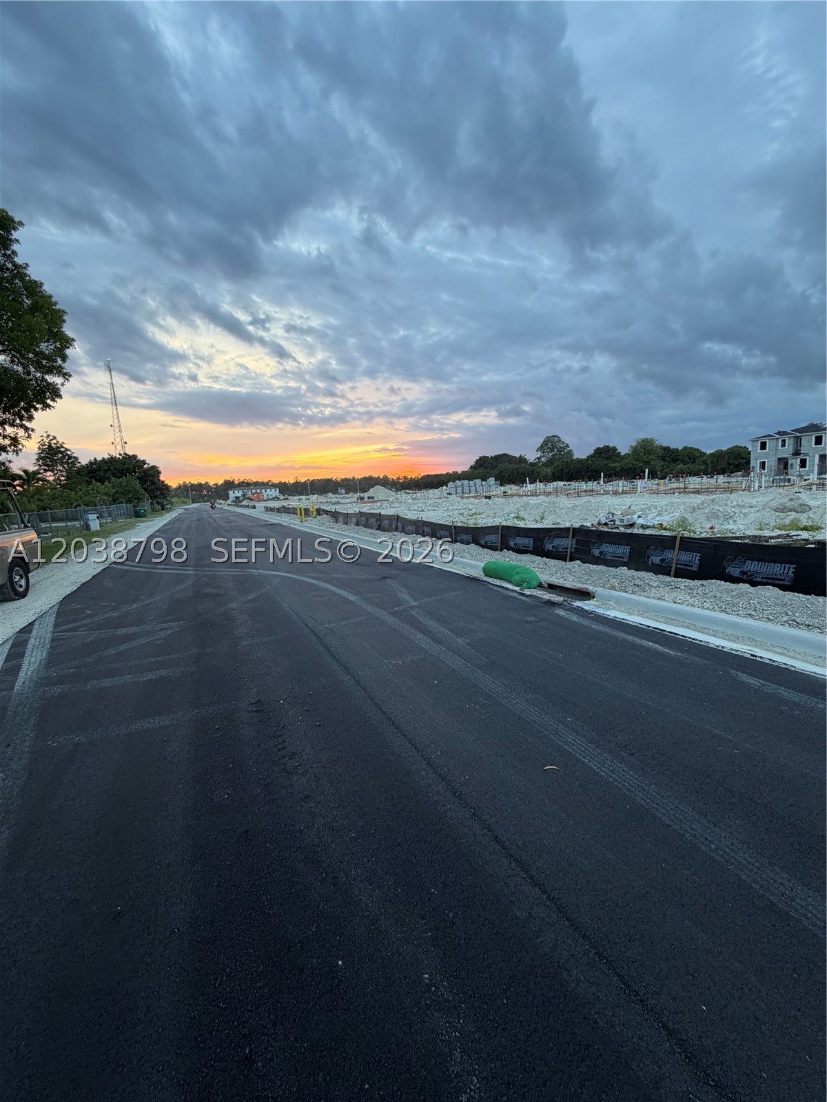LUCILLE PARK - Residential