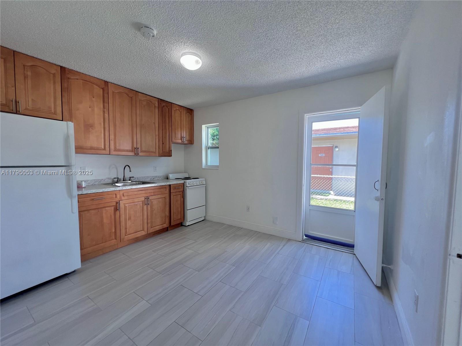 WINONA PARK 1ST ADDN - Residential Lease