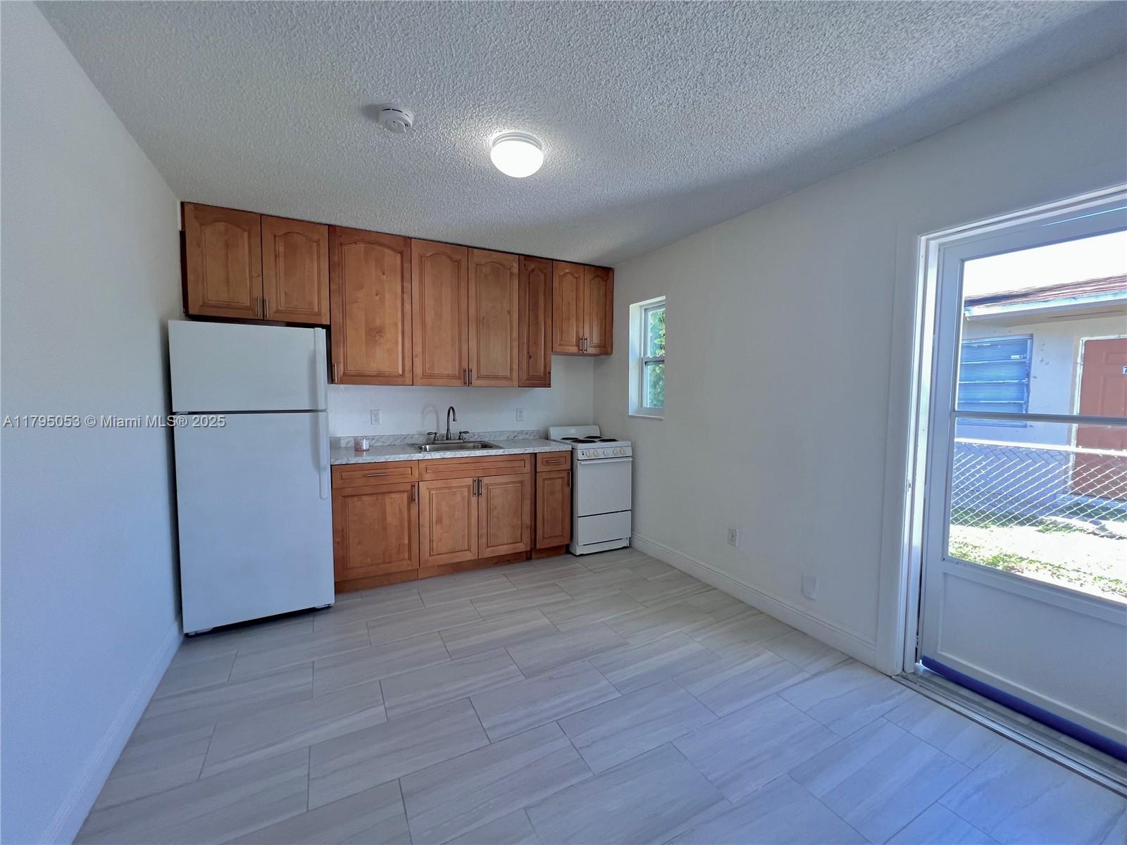 WINONA PARK 1ST ADDN - Residential Lease
