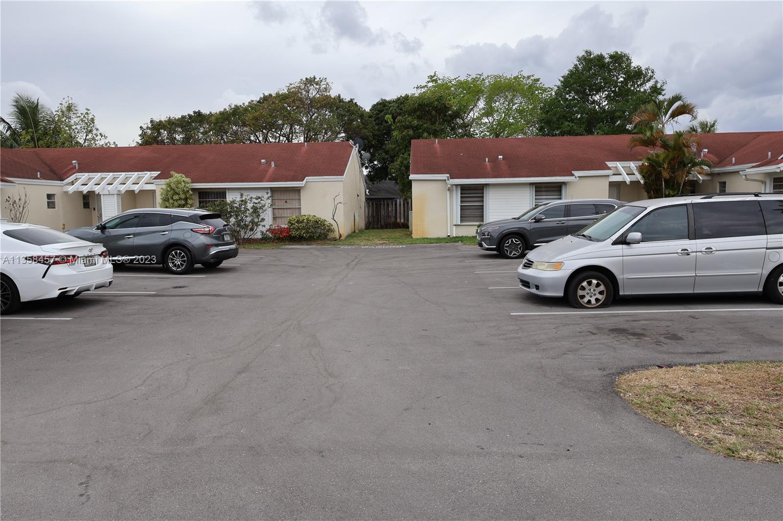 SIERRA RIDGE CONDO B - Residential